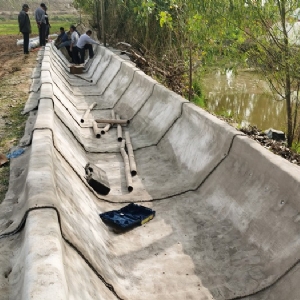 Drainage cement blanket construction project